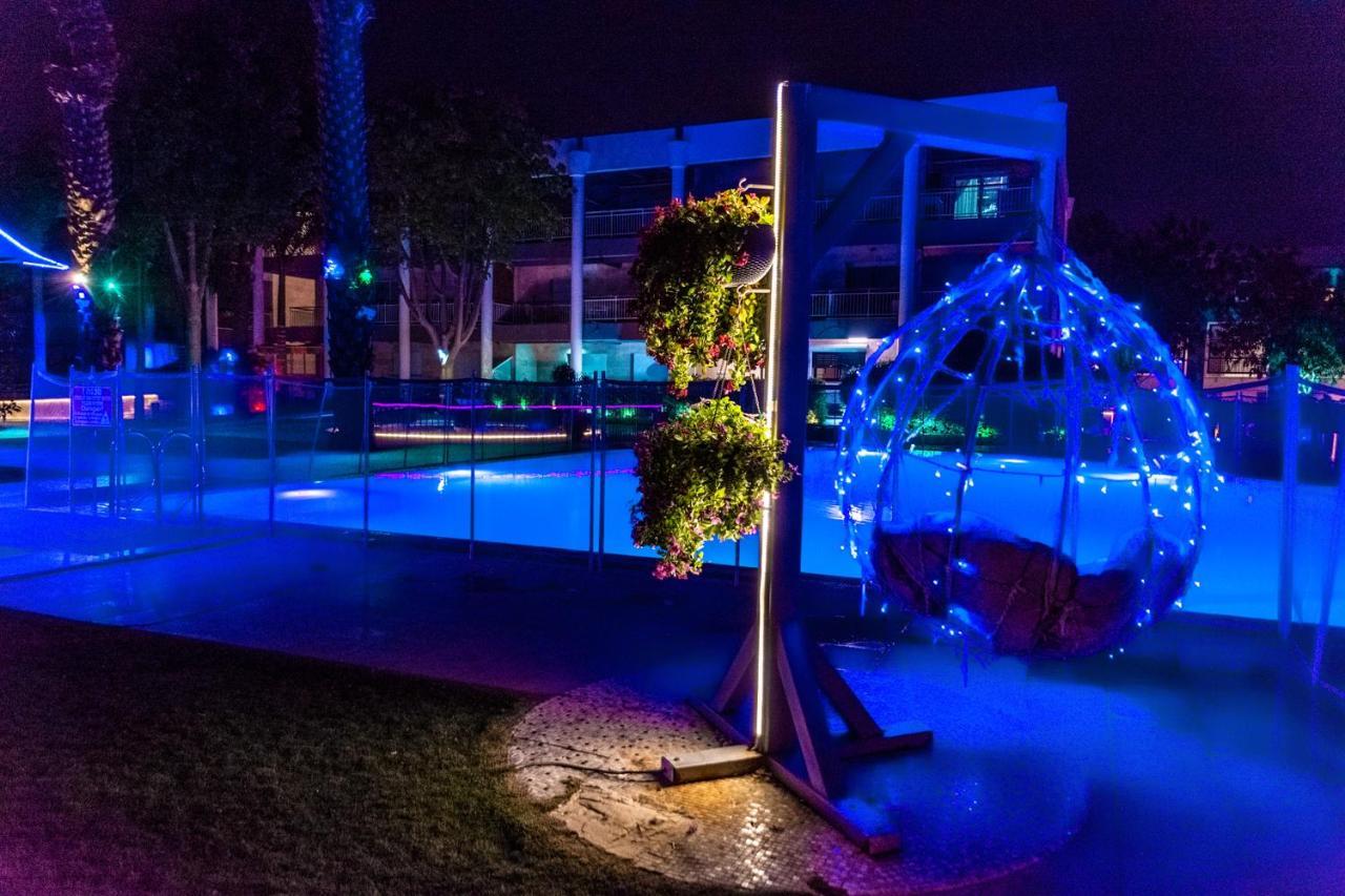Apartment דירת גן פונה לבריכה - Pool Garden View Eilat