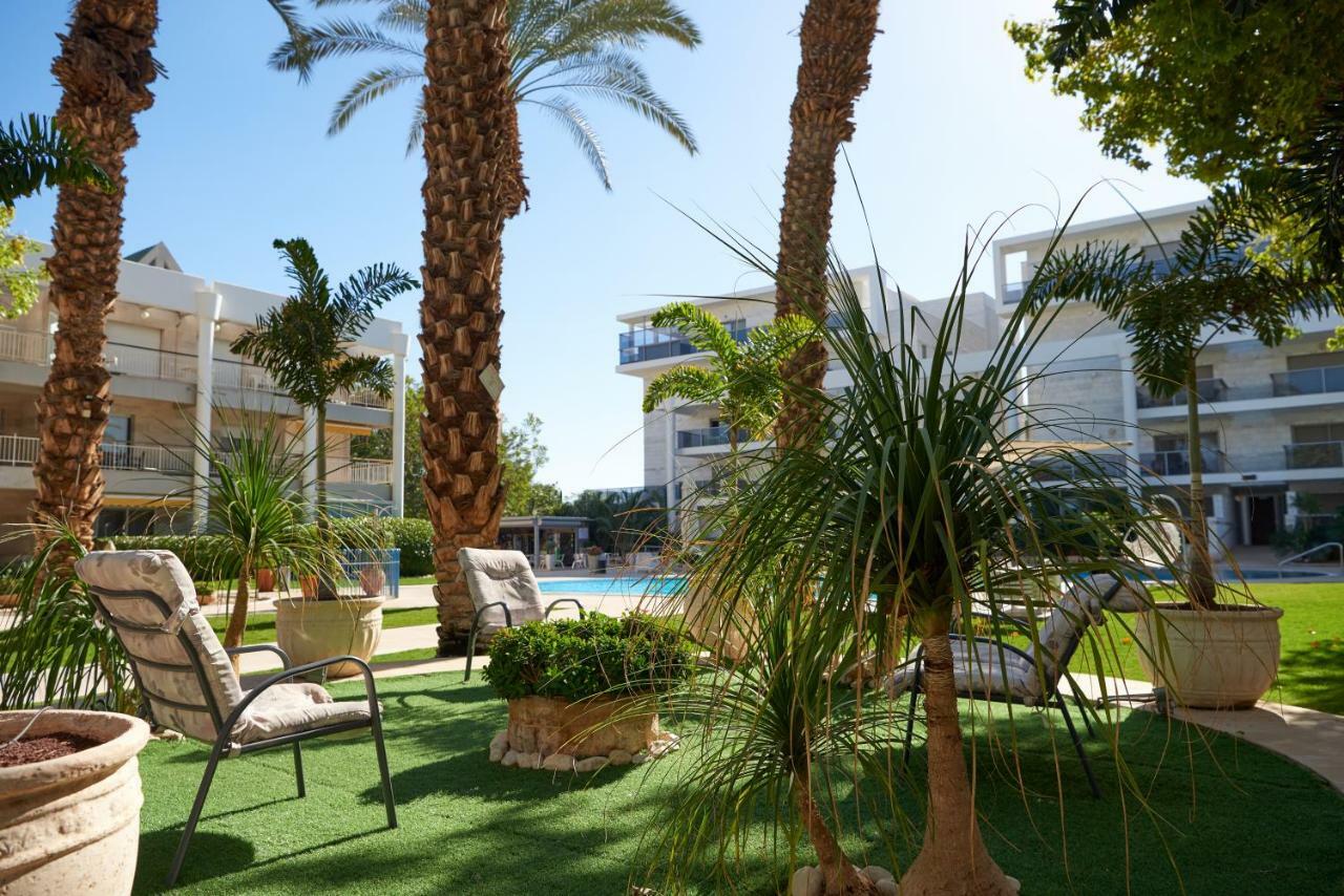 דירת גן פונה לבריכה - Pool Garden View Eilat